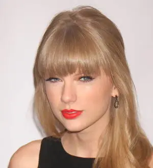 Taylor Swift and Harry Styles split - report