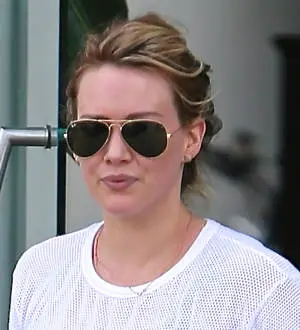 Hilary Duff to star in first TV series in a decade