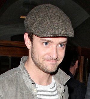 Justin Timberlake & Scarlett Johansson put hacking scandal aside to party in New York