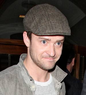Justin Timberlake & Scarlett Johansson put hacking scandal aside to party in New York