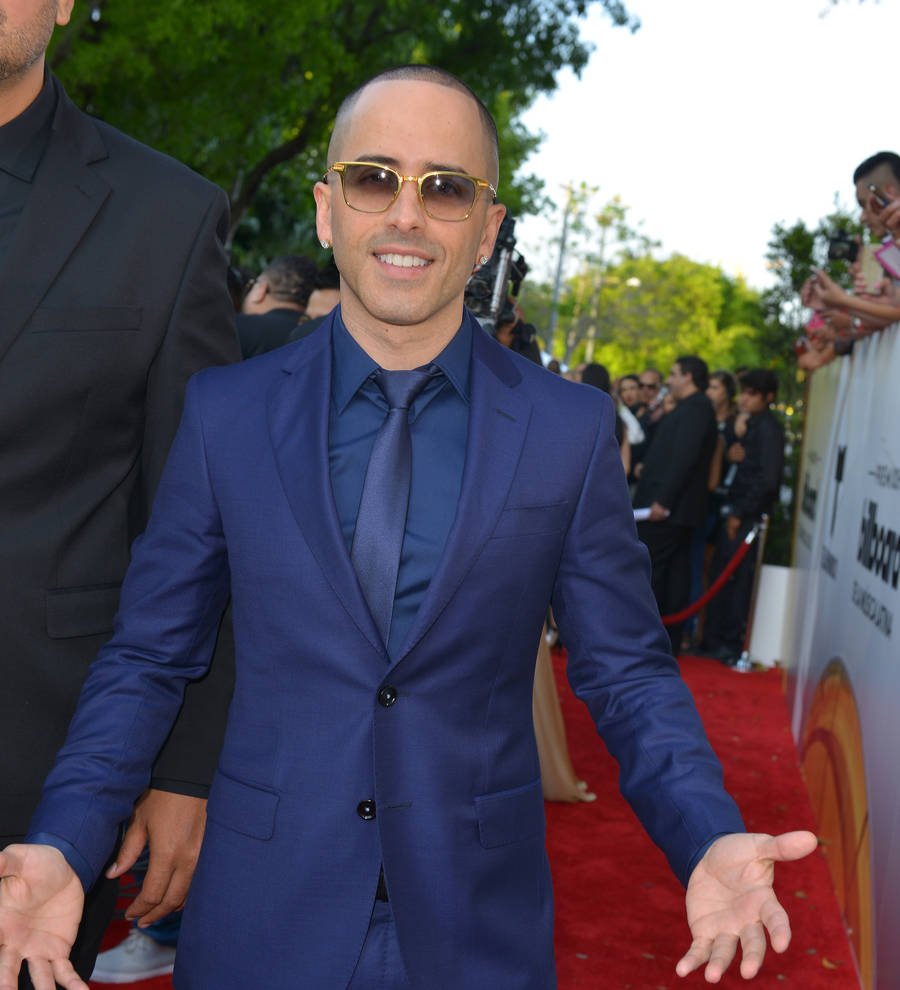 Banda MS and Yandel lead 2016 Latin American Music Awards nominations