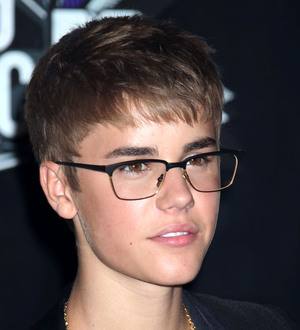 Justin Bieber and Selena Gomez adopt a puppy