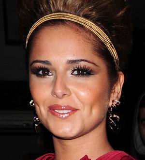 Cheryl Cole aims to emulate Victoria Beckham