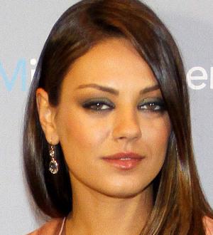 Mila Kunis comes to Justin Timberlake's rescue