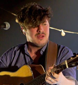 Mumford & Sons thrill Glastonbury with star-studded set