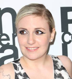 Lena Dunham sparks engagement rumors