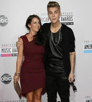 Justin Bieber gives mum's charity birthday wish a big boost
