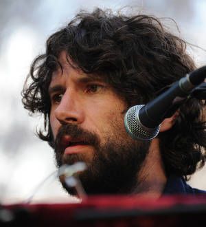 Gruff Rhys to stage Christmas show at Welsh theater