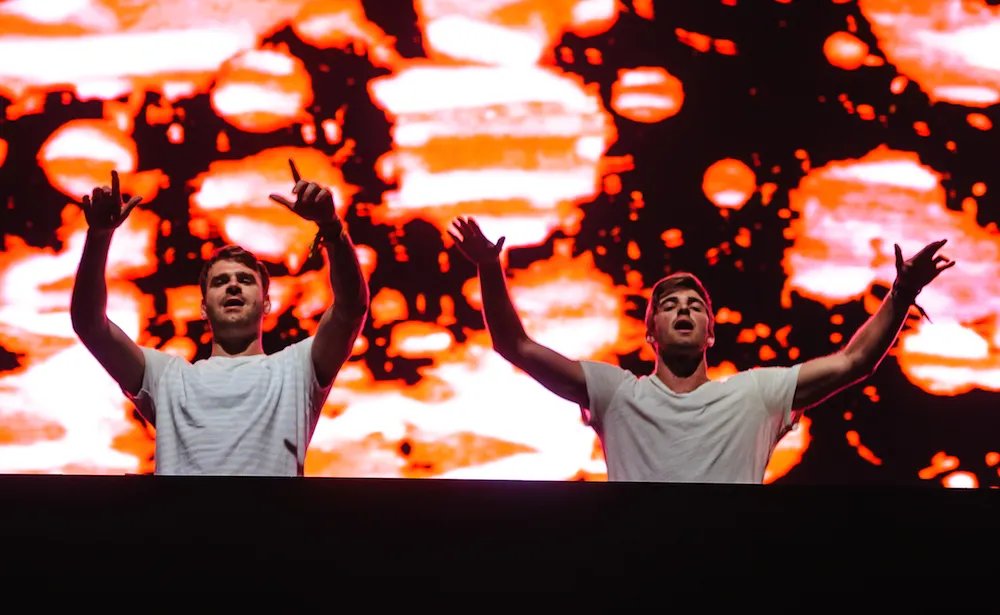 ARTIST SPOTLIGHT: The Chainsmokers
