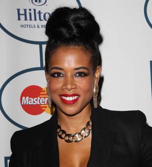 Kelis quits booze and sugar on spiritual cleanse