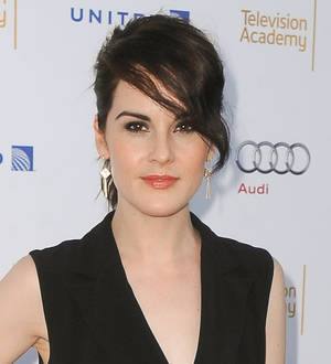 Downton Abbey star Michelle Dockery engaged - report