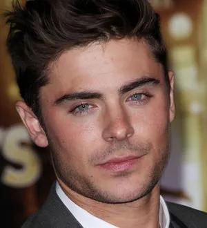 Zac Efron taught guitar by Taylor Swift
