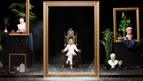 Lineup & Host Revealed for Season 2 of K-Pop Competition Series "Queendom"!