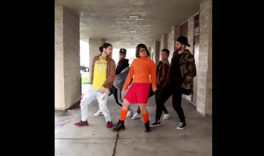 VIRAL ALERT: Scooby Doo Pa Pa Dance Craze!