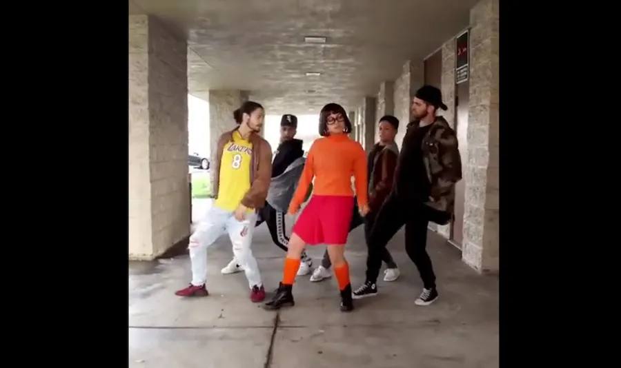 VIRAL ALERT: Scooby Doo Pa Pa Dance Craze!