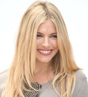 Sienna Miller honoured by International Medical Corps