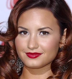 Demi Lovato reflects on rehab at Thanksgiving