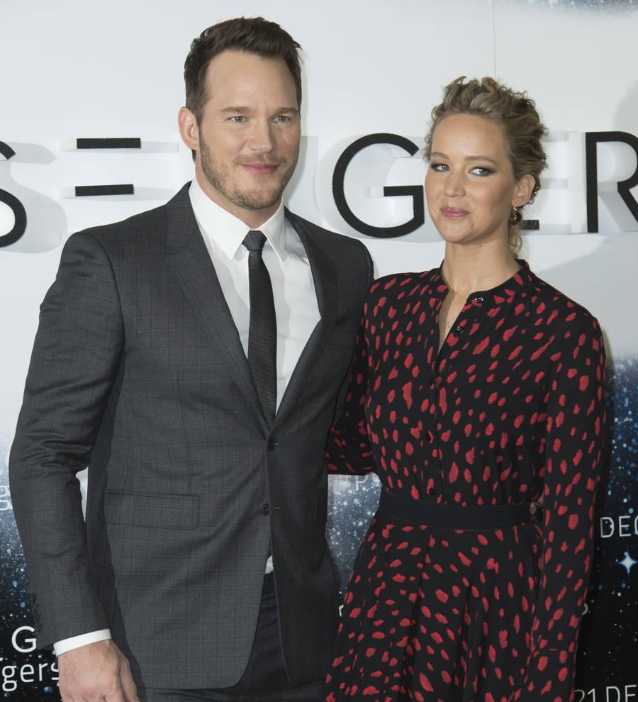 Chris Pratt loves teasing fans with Jennifer Lawrence photo prank