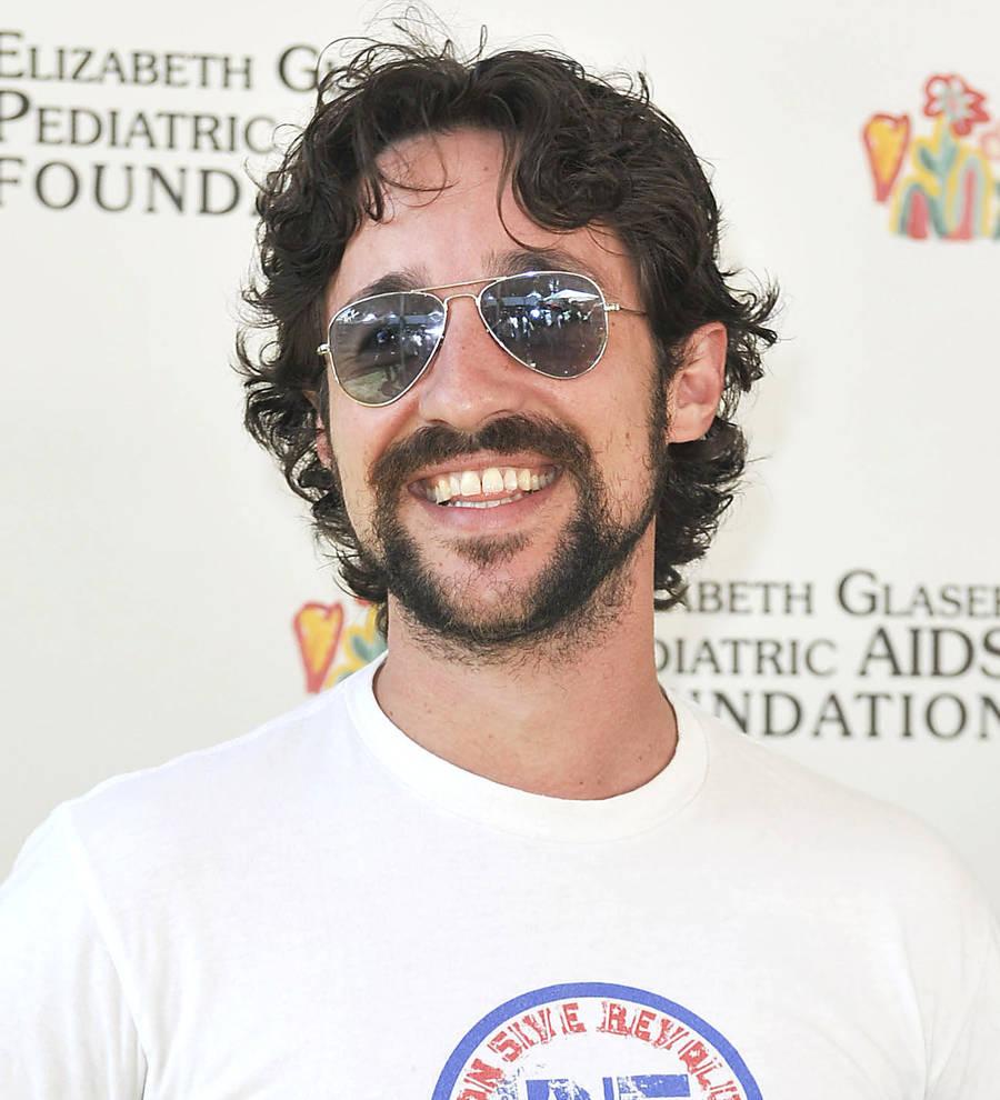 Thomas Ian Nicholas welcomes second child