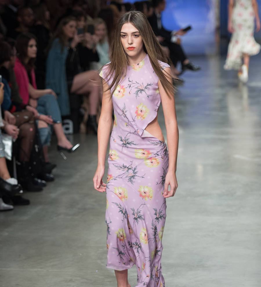 Sylvester Stallone’s daughter Sistine makes runway debut for Topshop