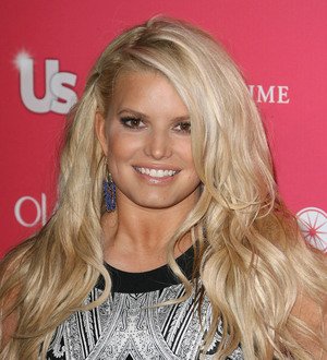 Jessica Simpson confirms pregnancy