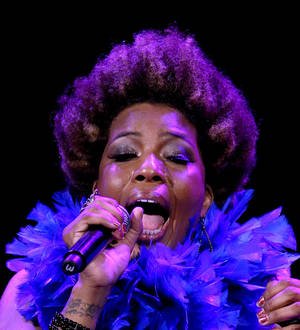 Macy Gray performs Michael Jackson tune for stage show