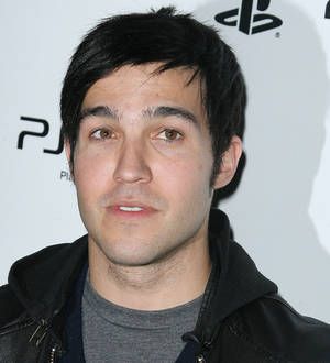 Pete Wentz pens novel