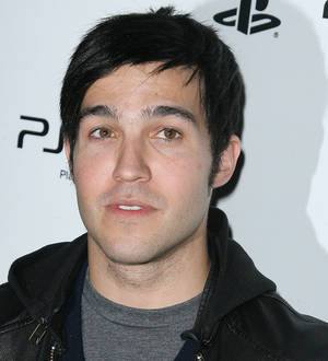 Pete Wentz pens novel