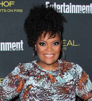 Yvette Nicole Brown departs Community to care for sick father