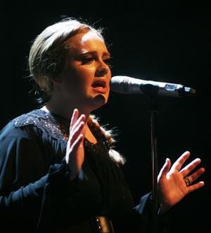 Adele scoops two Q Awards