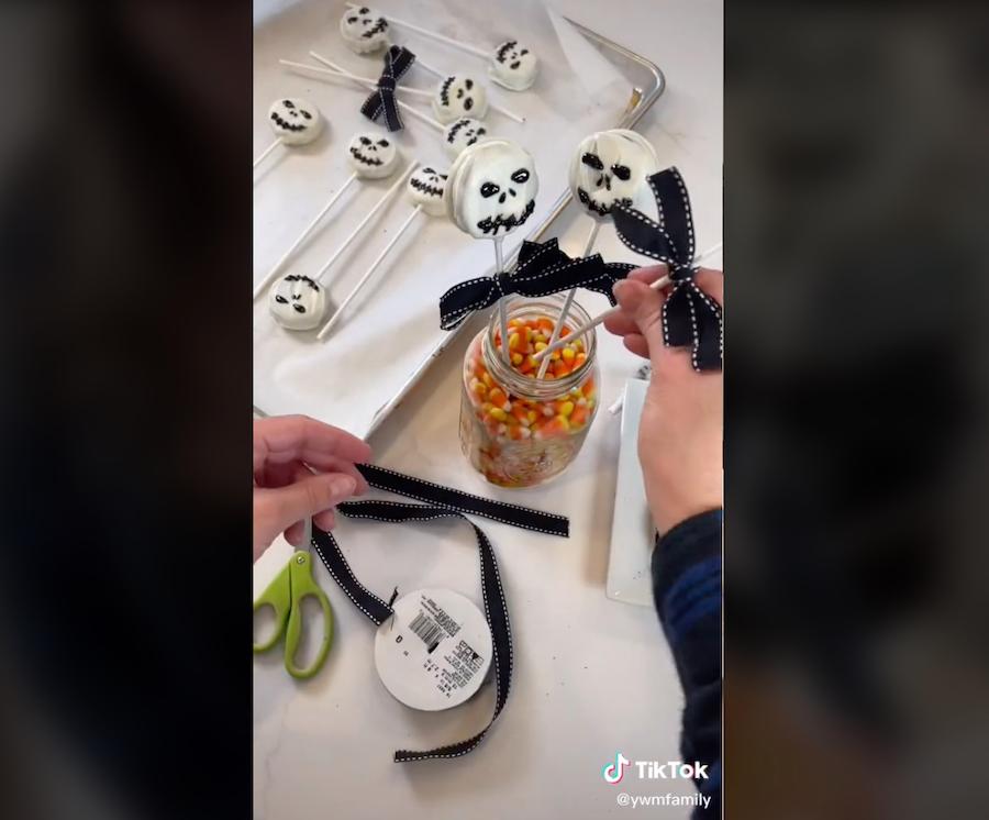 5 Sweet & Spooky Halloween Treats From TikTok!