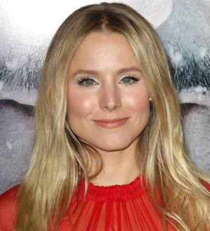 Kristen Bell fights back meltdown over sloth encounter