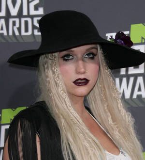 Ke$ha convinced leaked photos ruined her relationship