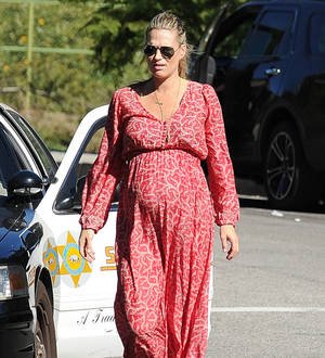 Molly Sims busted for traffic violation
