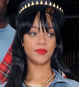 Rihanna evacuated from hotel over fire fears