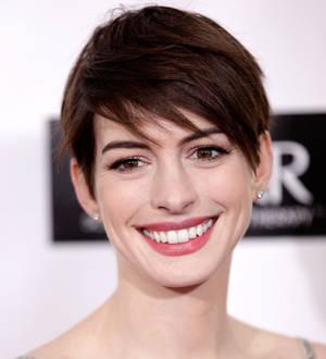 Anne Hathaway's representative denies pregnancy rumours