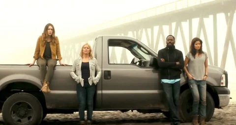 Parallels Between the Characters of "The Walking Dead" & "Fear The Walking Dead"!