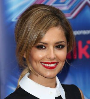Cheryl Cole sets up youth charity