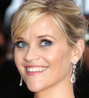 Reese Witherspoon to duet with Michael Buble