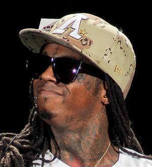 Wayne suffers head wound in skate crash