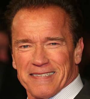 Arnold Schwarzenegger and Danny DeVito made Twins for free