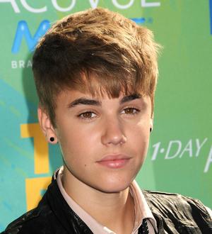 Justin Bieber and Britney Spears donate shoes to charity auction
