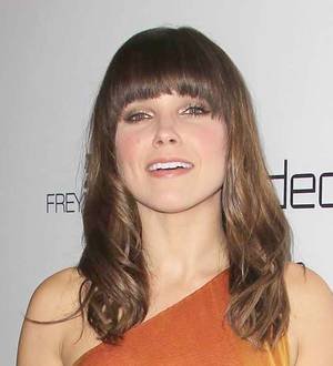 Sophia Bush raising funds for music education program