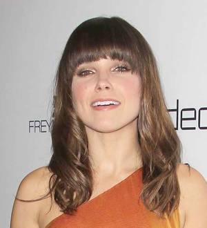 Sophia Bush raising funds for music education program