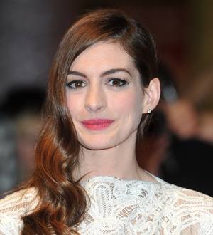 Anne Hathaway signs on for Les Miserables