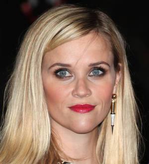 Reese Witherspoon and Renee Zellweger join ALS Walk in support of publicist