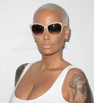 Amber Rose lands book deal