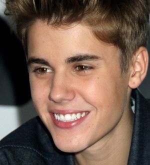 Justin Bieber offered ice hockey tryout