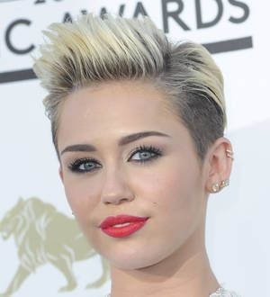 Miley Cyrus: 'I'm not singing about drugs in new song'