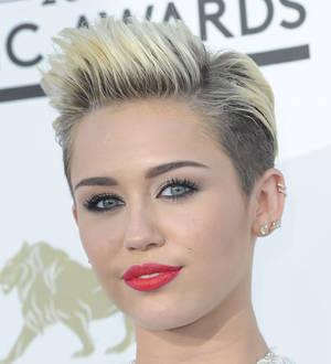 Miley Cyrus: 'I'm not singing about drugs in new song'